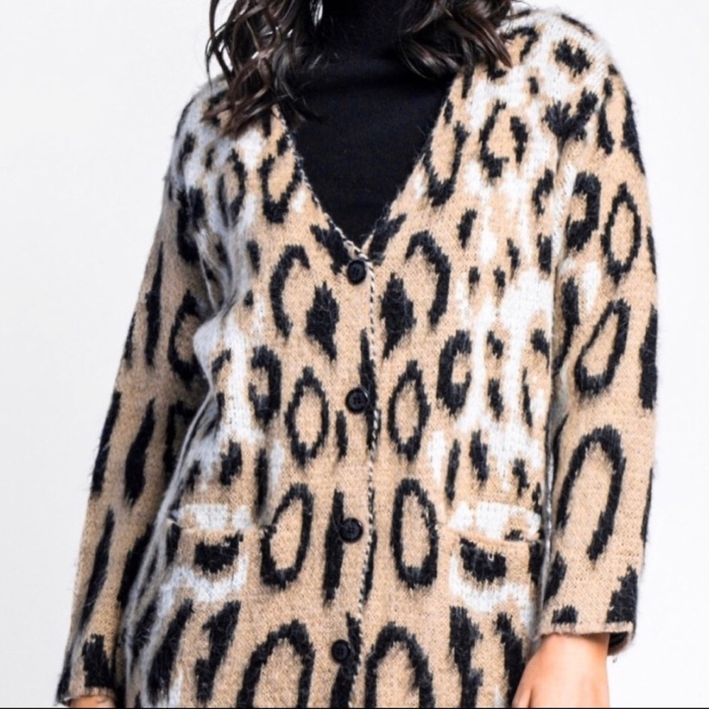 Pink Martini oversized leopard print boho mob wife animal print cardigan XS